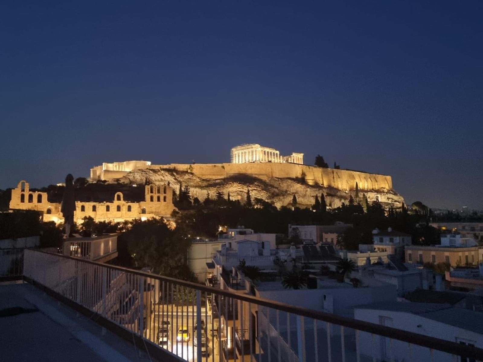 Στούντιο Διπλα Στην Ακρόπολη Lägenhet Aten Exteriör bild